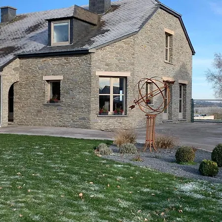 Modern In With Garden *